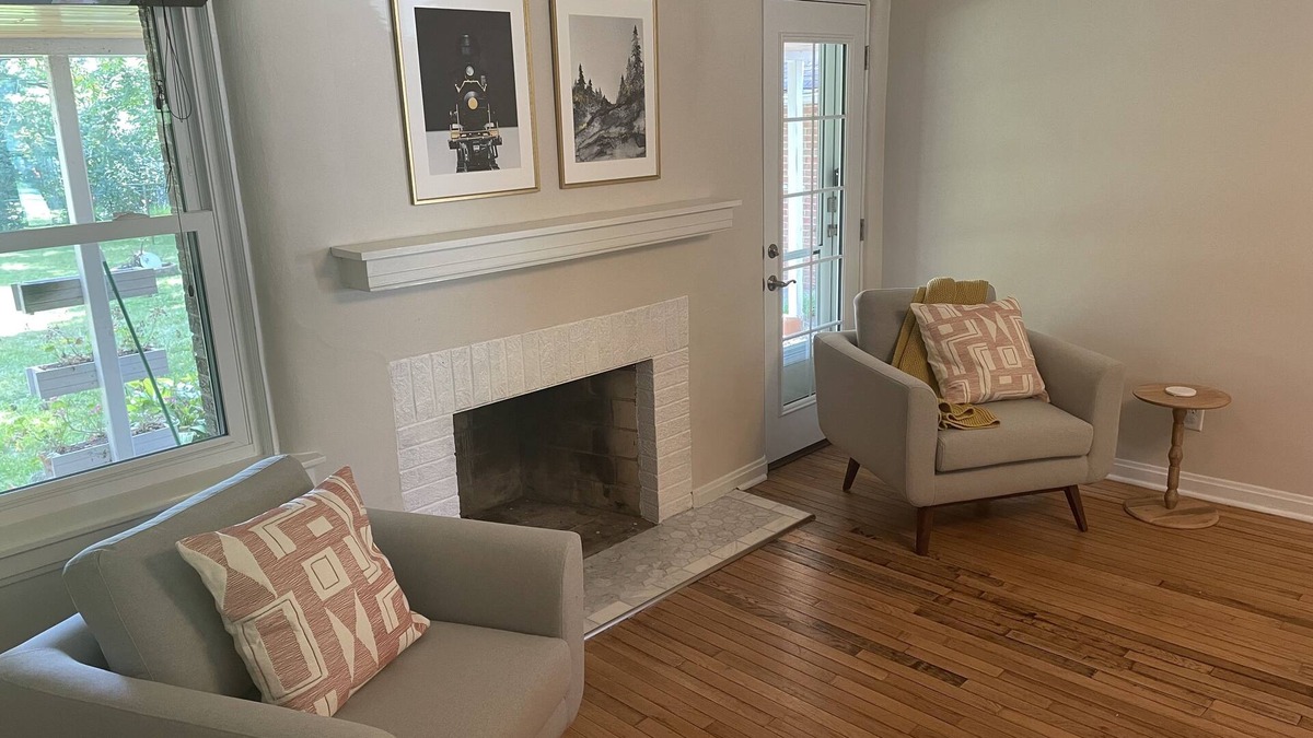 West Lafayette House | Bright 3-bedroom bungalow 1.3 miles from Ross-Ade