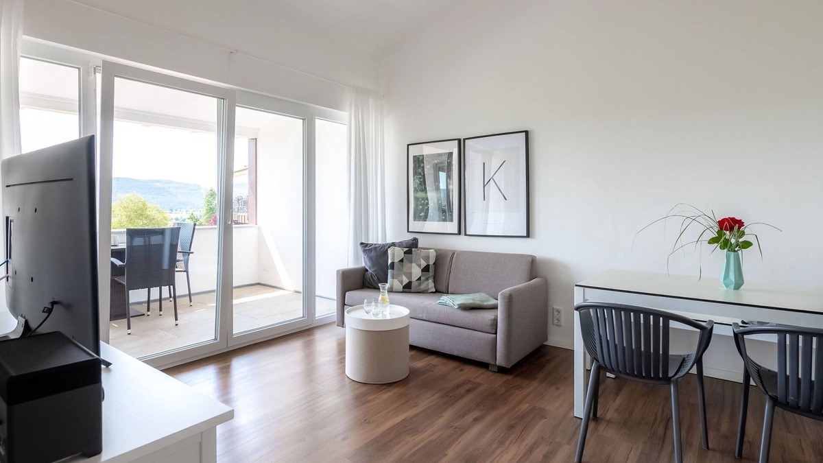 Klettgau Apartment | Bright 3-room apartment with balcony, 64m² for max. 4 persons
