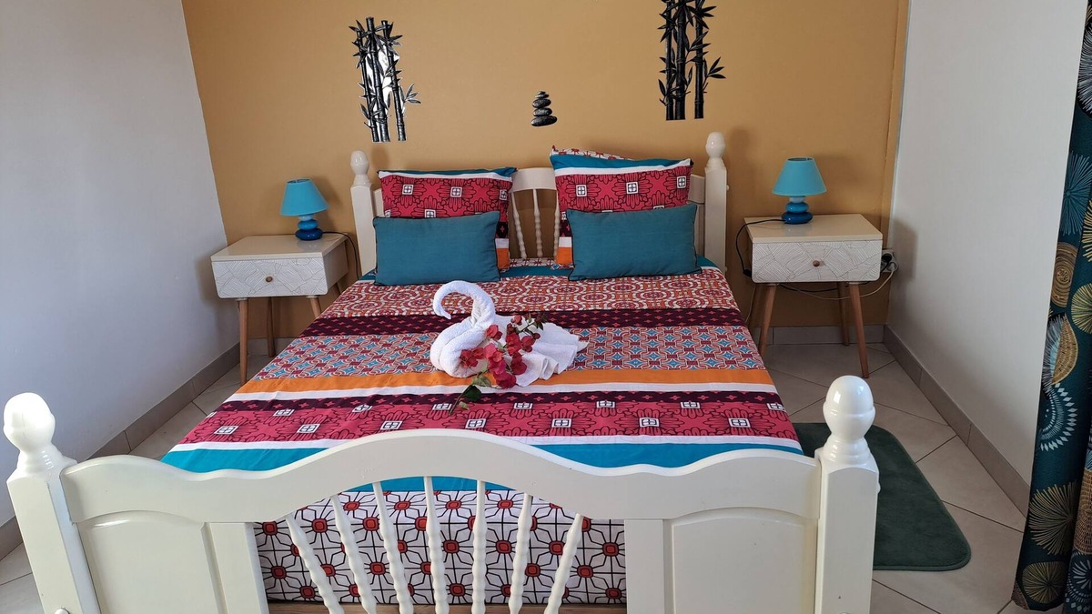 Gros-Morne Apartment | Bright, air-conditioned 86m² F2 apartment with panoramic view