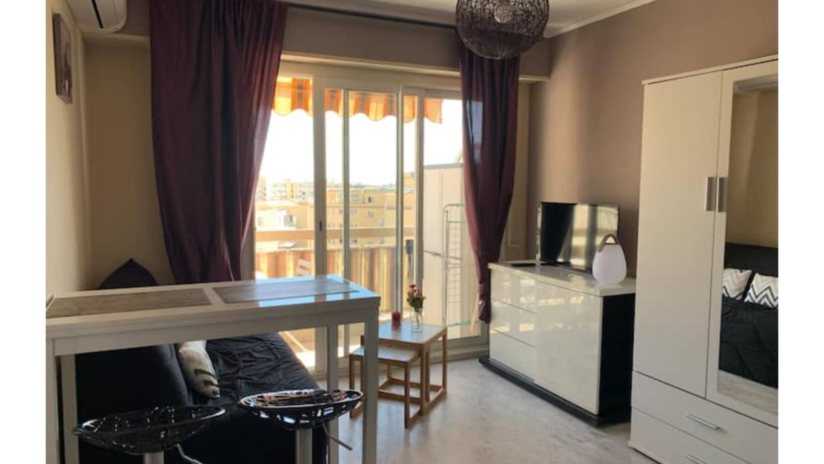 Saint-Roch Apartment | Bright air-conditioned studio in the heart of Nice's St Roch district