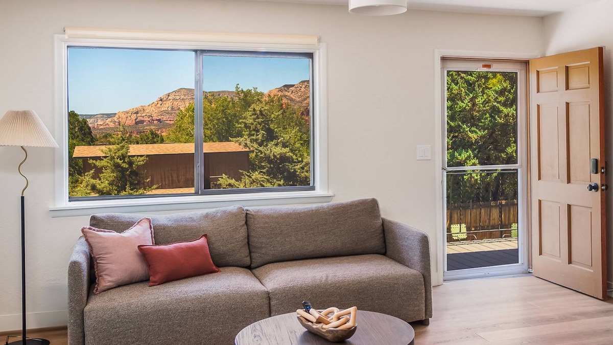 West Sedona House | Bright & Airy 2-Bedroom House with Spectacular Views in West Sedona