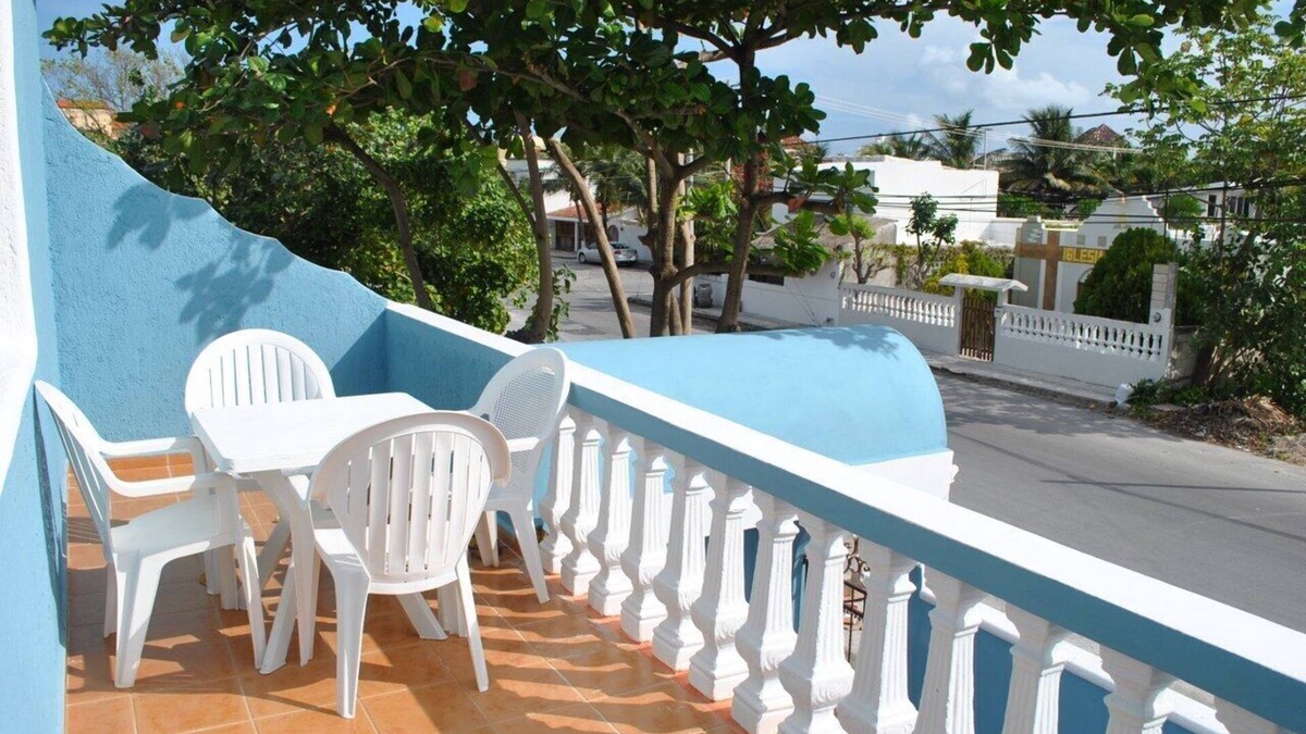 Puerto Morelos House | Bright, airy apartment, private balcony close to beach, 4 blks to town sqyare