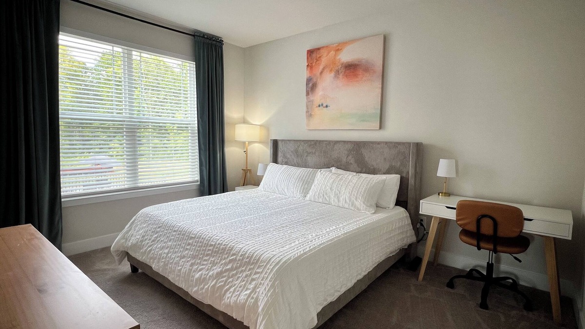 Waldorf Apartment | Bright, Airy & Modern 1BR with King Bed & Free Parking