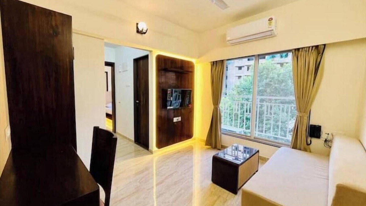 Kandivali East Apartment | Bright & Airy Twin Bed Apartment THE BNB STAY