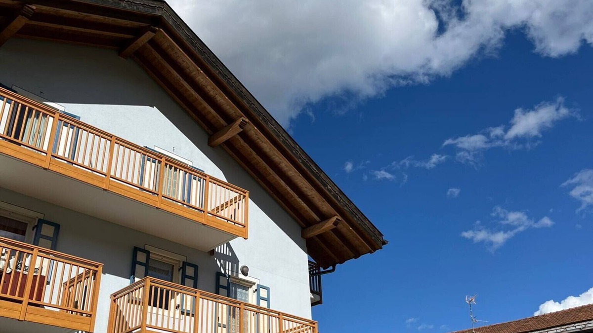 Ziano di Fiemme Apartment | Bright and comfortable apartment with mountain views.