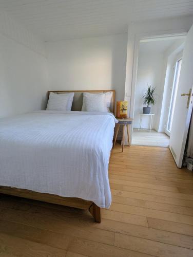 Arlon Apartment | Bright and cozy ensuite room in shared apartment