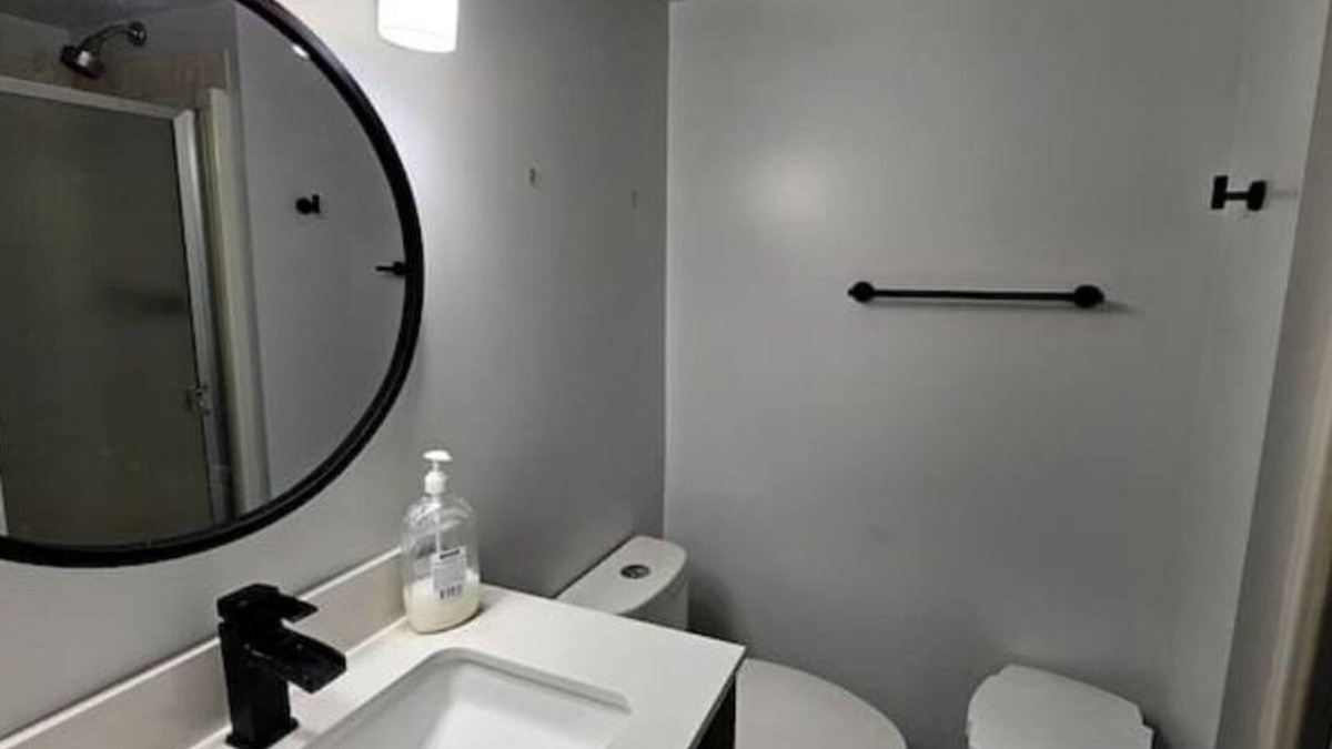 Northeast Edmonton House | Bright and Cozy Room with Free Parking