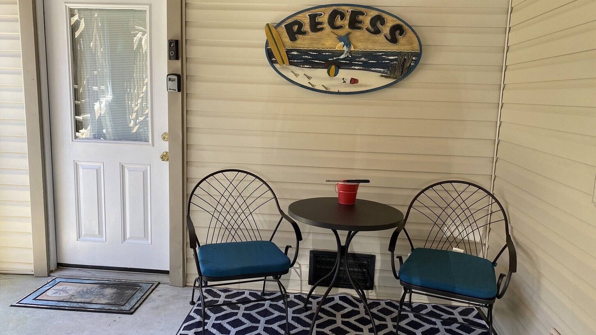 Colington Apartment | Bright And Cozy Two Room Unit, Close To Beach And Sound - Perfect For Two!