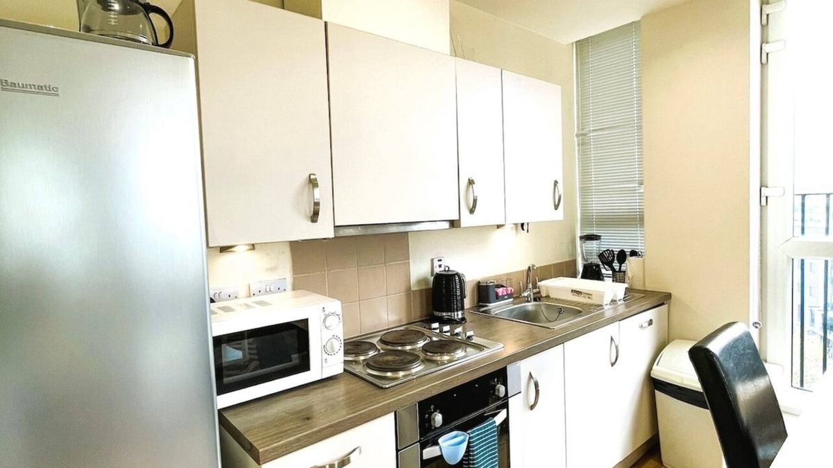 Maidstone Apartment | Bright and Sunny 2bedroom apartment in Maidstone near town centre