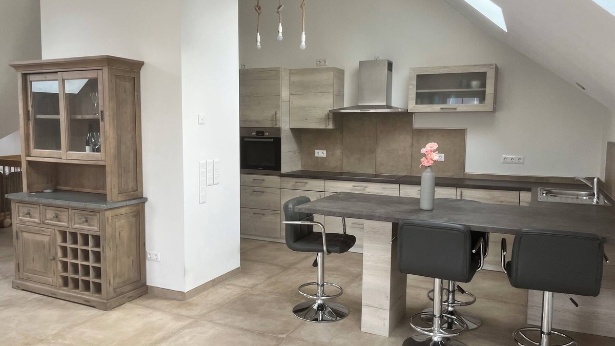 Vellberg Apartment | Bright apartment at the medieval castle of Vellberg