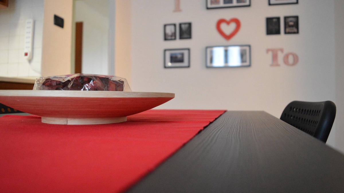 Candiolo Apartment | Bright apartment in the town center, very close to services, shops