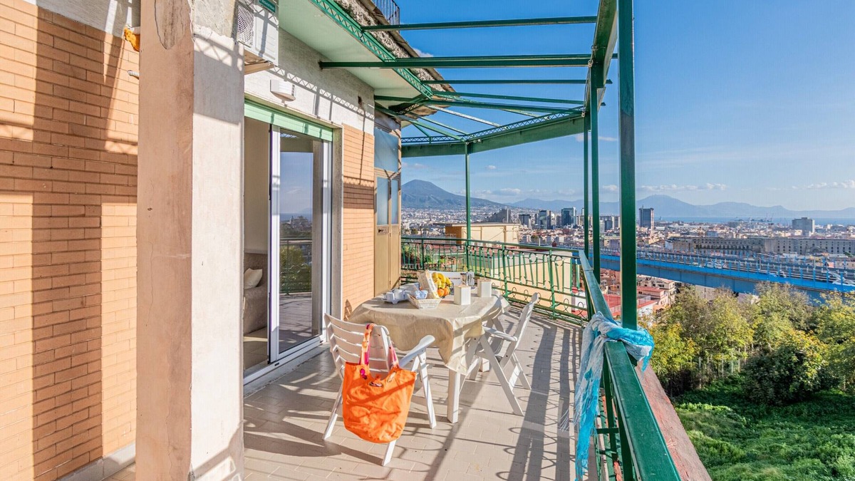 Naples Apartment | Bright Apartment Private Parking Naples, Napoli, Italy