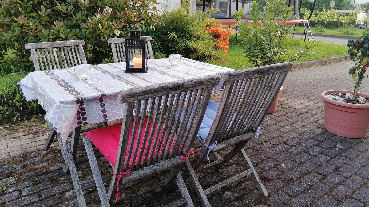 Biberach Apartment | Bright apartment with mountain and garden views