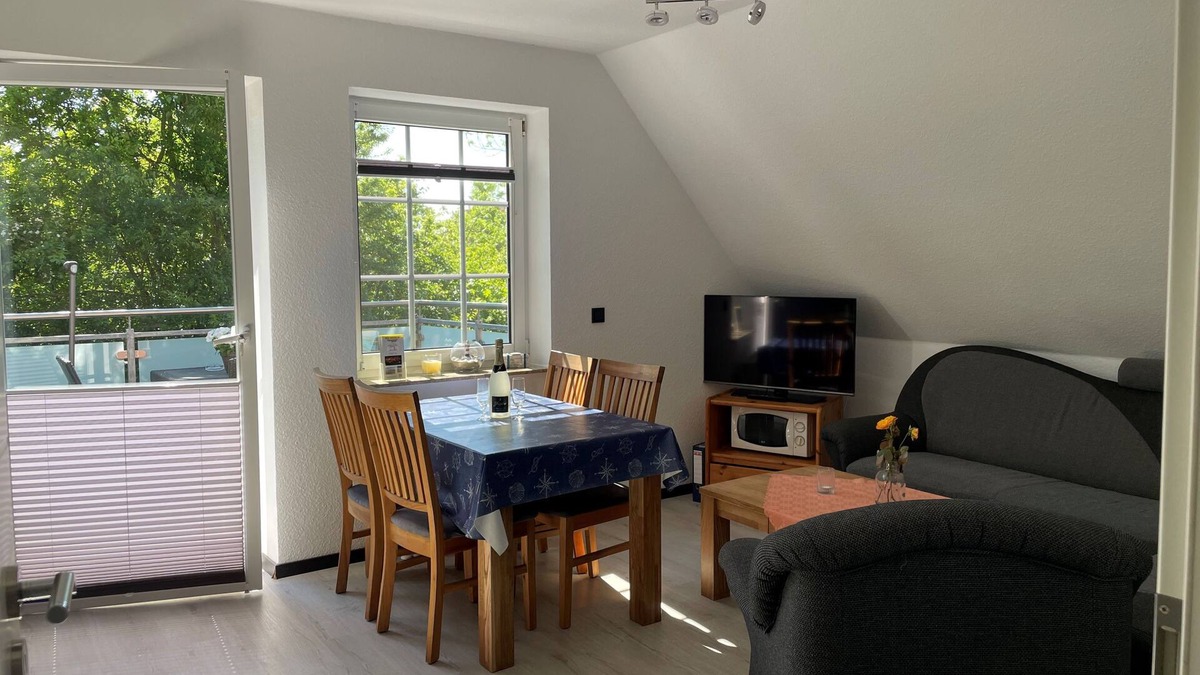 Wangerland Apartment | Bright balcony apartment Juist - Holiday apartment Juist