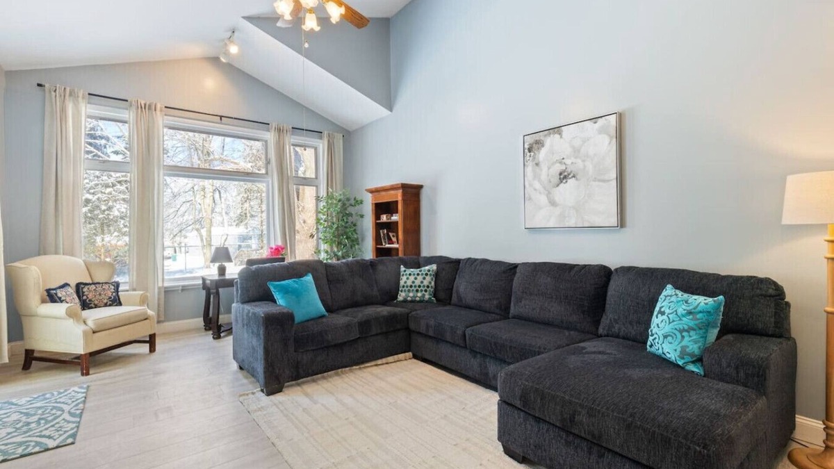 Batavia House | Bright Batavia Home-3BDRMw/Yard!