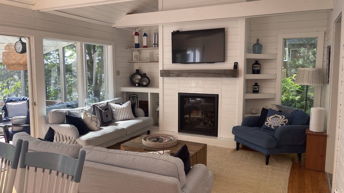 Highlands East Cottage | Bright, Beautiful Year Round Cottage on Paudash Lake