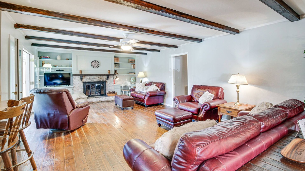 Cartersville House | Bright Cartersville Home w/Fire Pit & Sunroom!