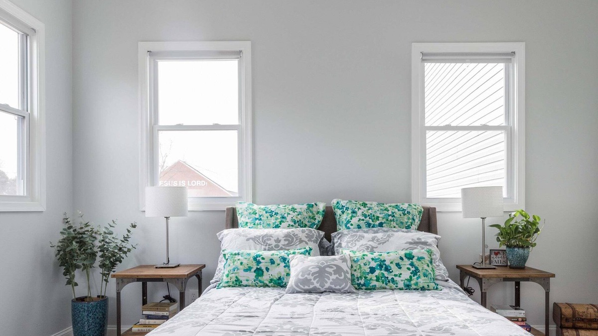 Northeast Bed & Breakfast | Bright Charming Guesthouse Close to Downtown DC