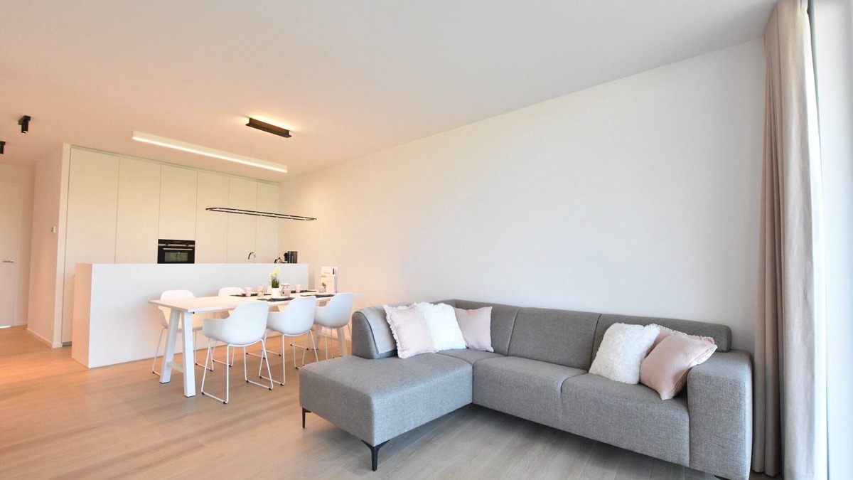 De Panne Apartment | Bright Coastal Family Escape