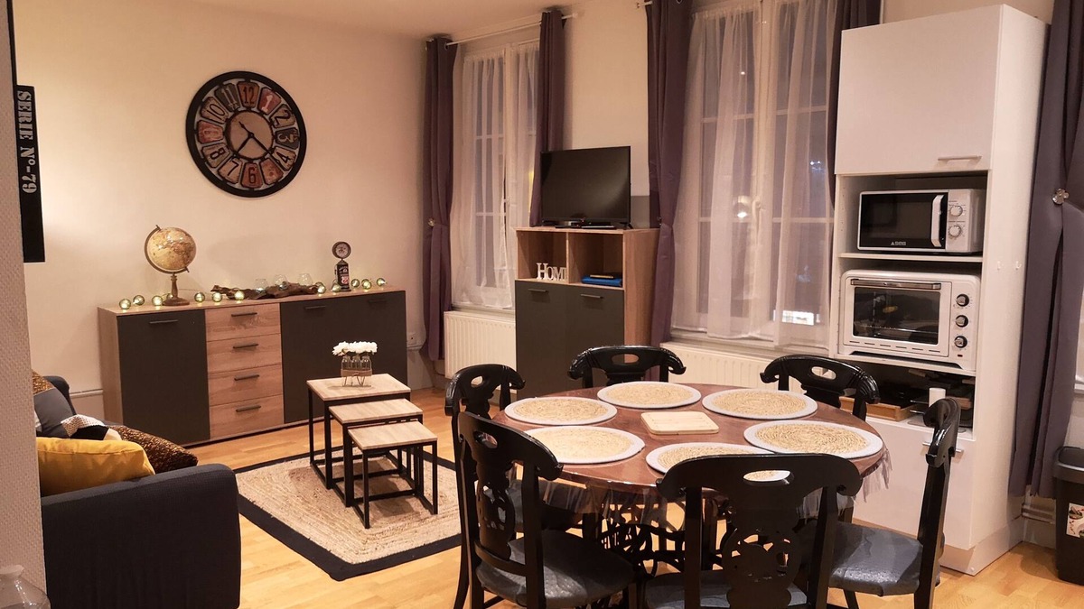 Cany-Barville Apartment | Bright, comfortable family duplex
