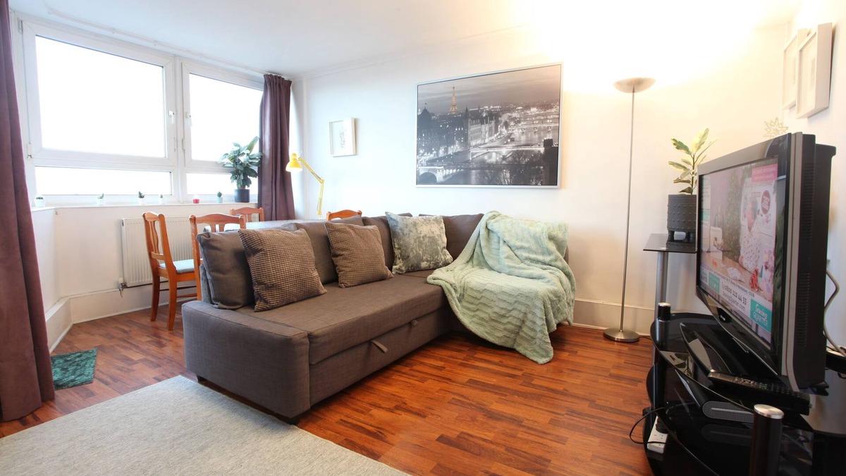 Parsons Green and Walham Apartment | Bright Comfortable Chelsea flat - Great Location!