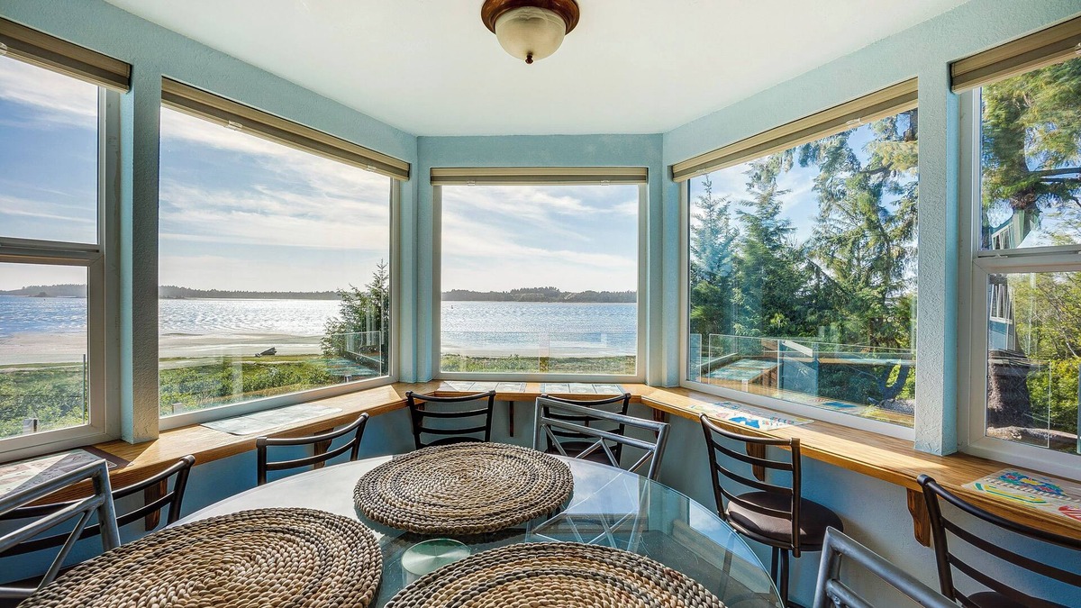Coos Bay House | Bright Coos Bay Getaway: Water Views, Garden!