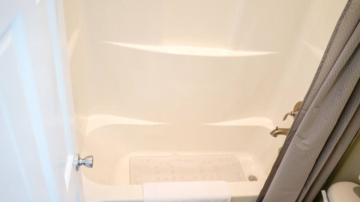 Kreole Apartment | Bright & Cozy Dual Apartments in Moss Point