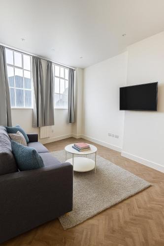 Chelmsford Apartment | Bright & Cozy in Chelmsford