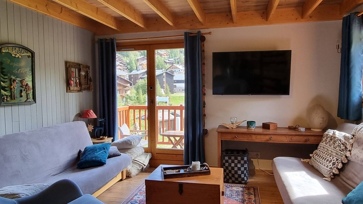 Plagne 1800 Apartment | Bright duplex for 6/7, ski-in/ski-out, WIFI, pets allowed