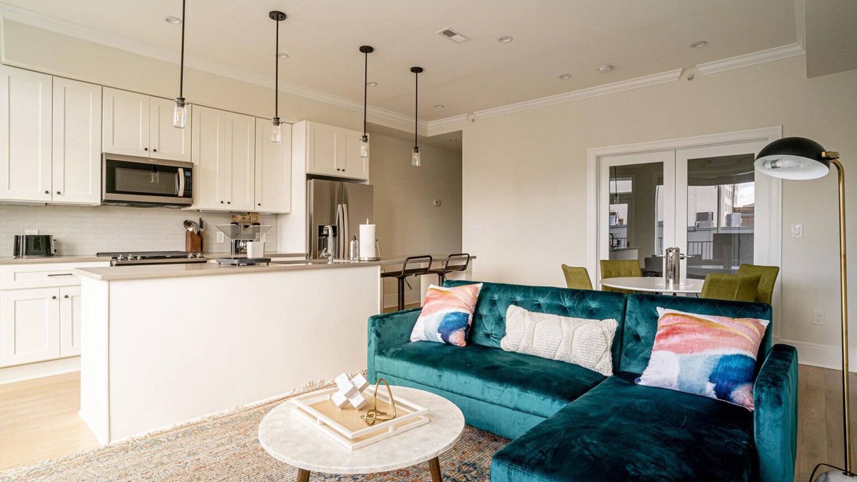 Dupont Circle Apartment | Bright Dupont Circle 2BR w/W/D, nr Restaurants & Bars, by Blueground