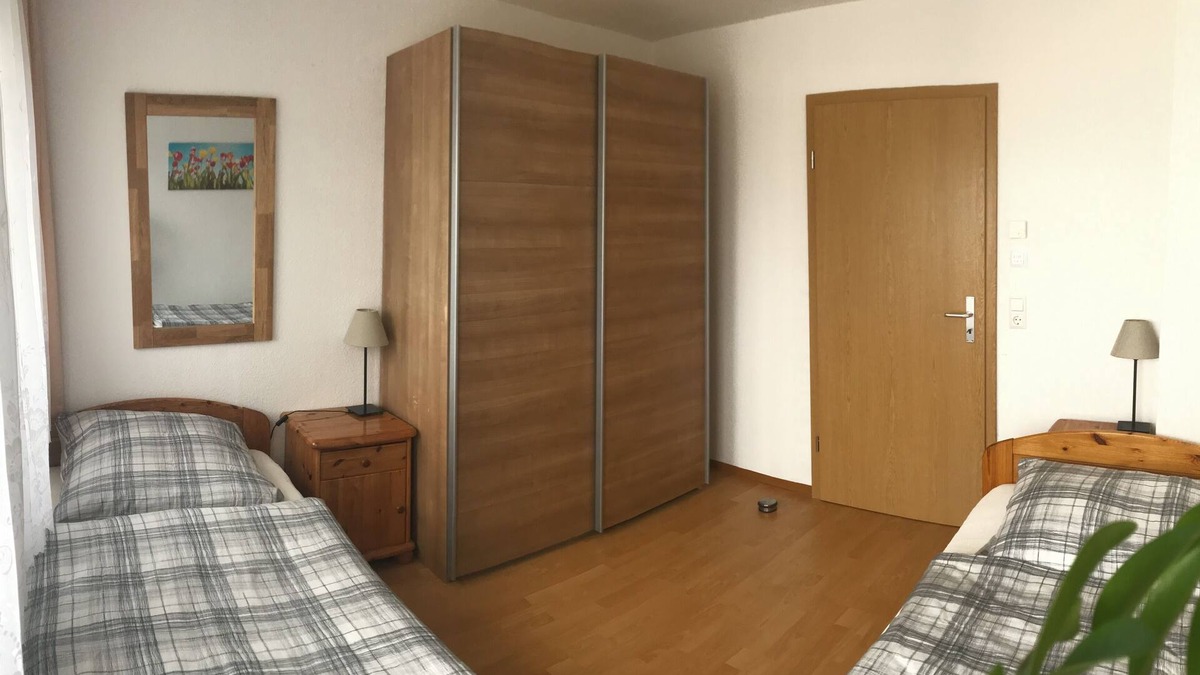 Ellwangen Apartment | Bright FeWO f. Families, tourists, craftsmen, fitters