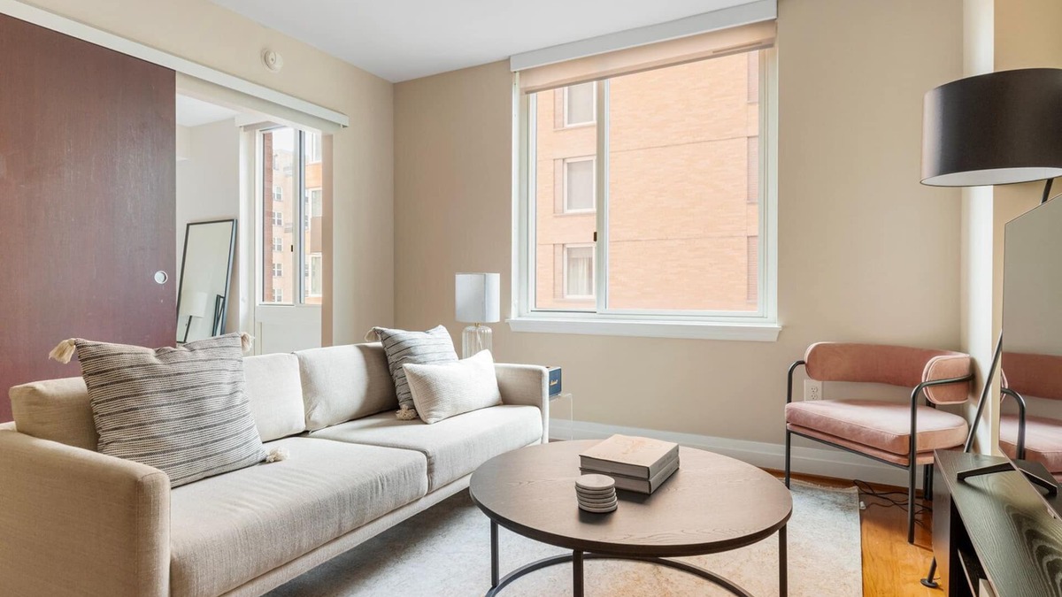 George Washington University Apartment | Bright Foggy Bottom 1BR w/W/D, Pool & Gym, nr Georgetown, by Blueground