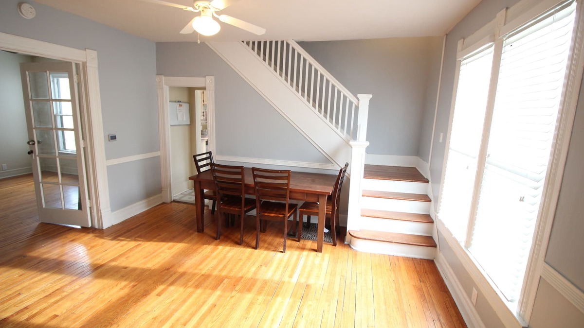 Urbana House | Bright Home with Excellent Urbana Location