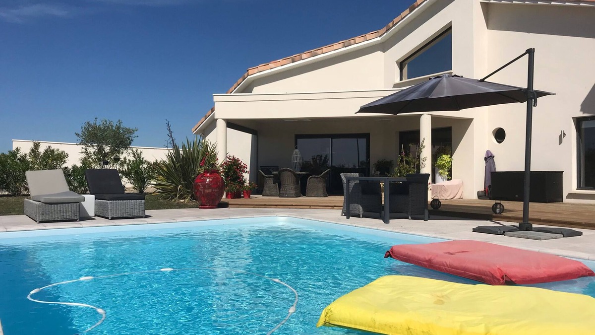 Mauvezin-sur-Gupie House | BRIGHT MODERN HOUSE, 130M2, PRIVATE POOL, QUIET LOCATION