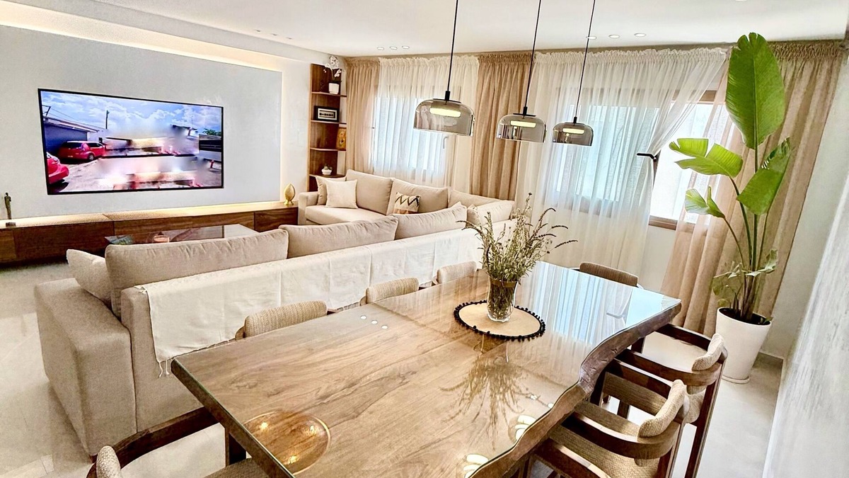 Tangier Apartment | Bright & Modern Apartment in the City Center – 6 Min Walk to the Bay