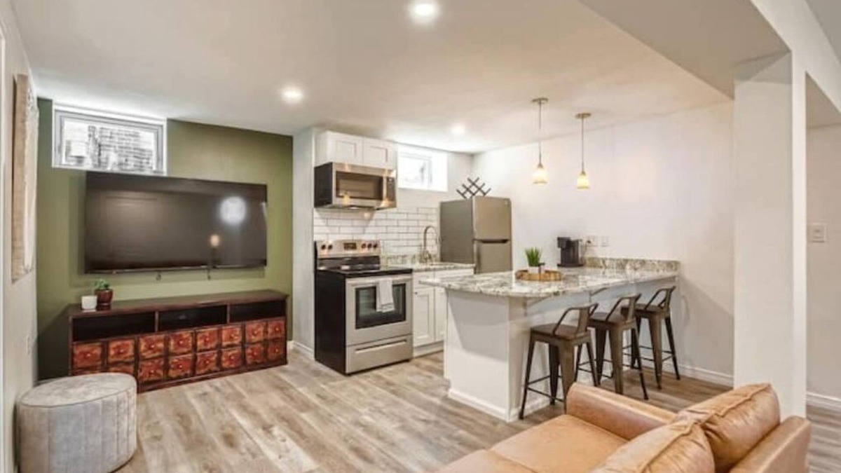 Berkeley House | Bright & modern Berkeley home near everything!