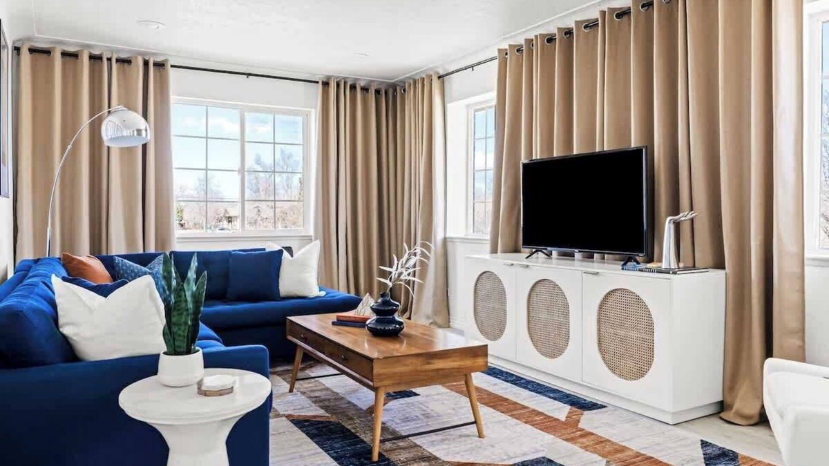 West Colfax Apartment | Bright + Modern Retreat | King Beds | Sloan’s Lake