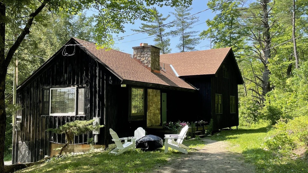 Pownal House | Bright Modern Secluded Vermont Home: Trout Pond + Trails, 5 Mins to Williamstown