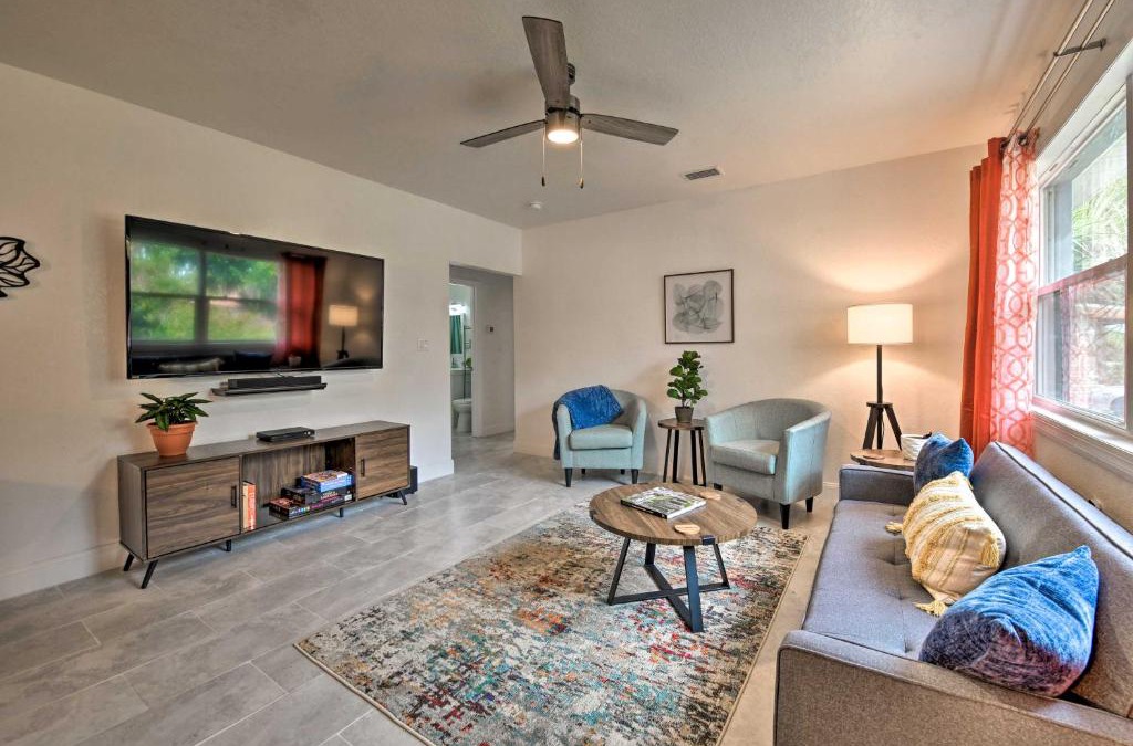 Florida South Atlantic Coast House | Bright, Pet-Friendly Retreat in Avon Park!