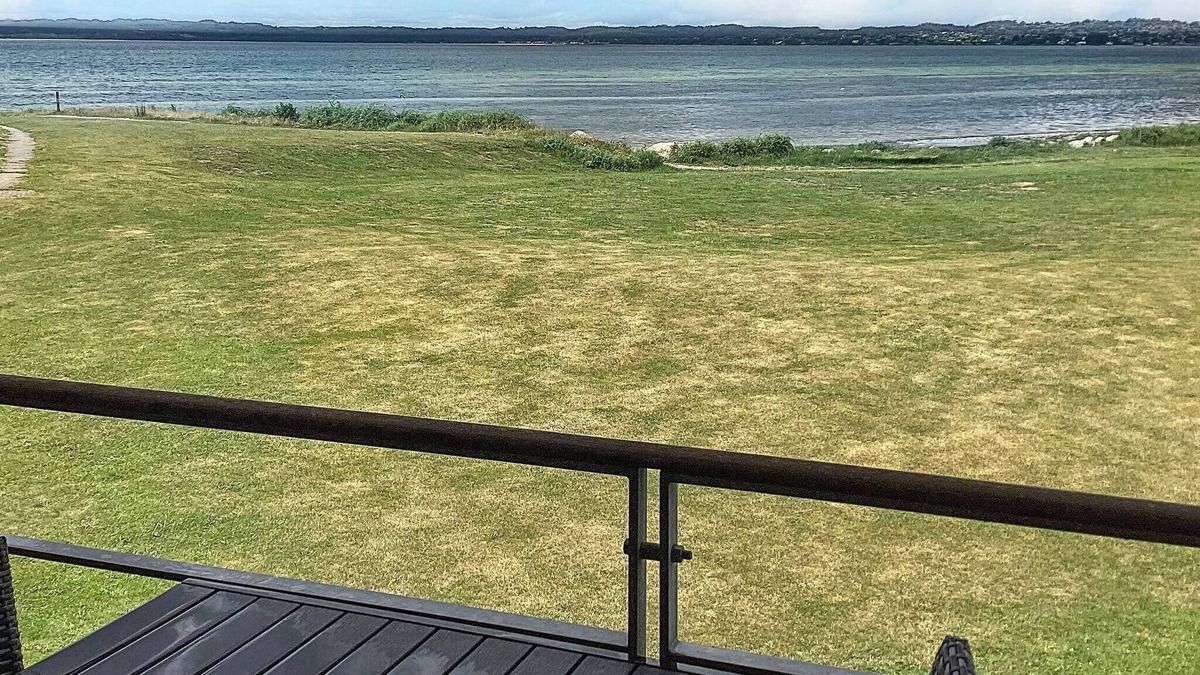 Syddjurs Kommune House | Bright Seaside Apartment in Ebeltoft