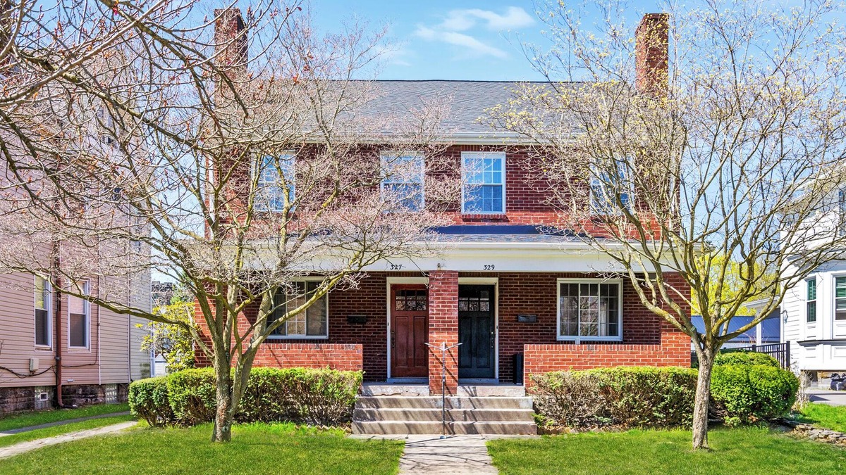Sewickley House | Bright Sewickley Village House, 2BR + Office/Futon, Walk to Shops