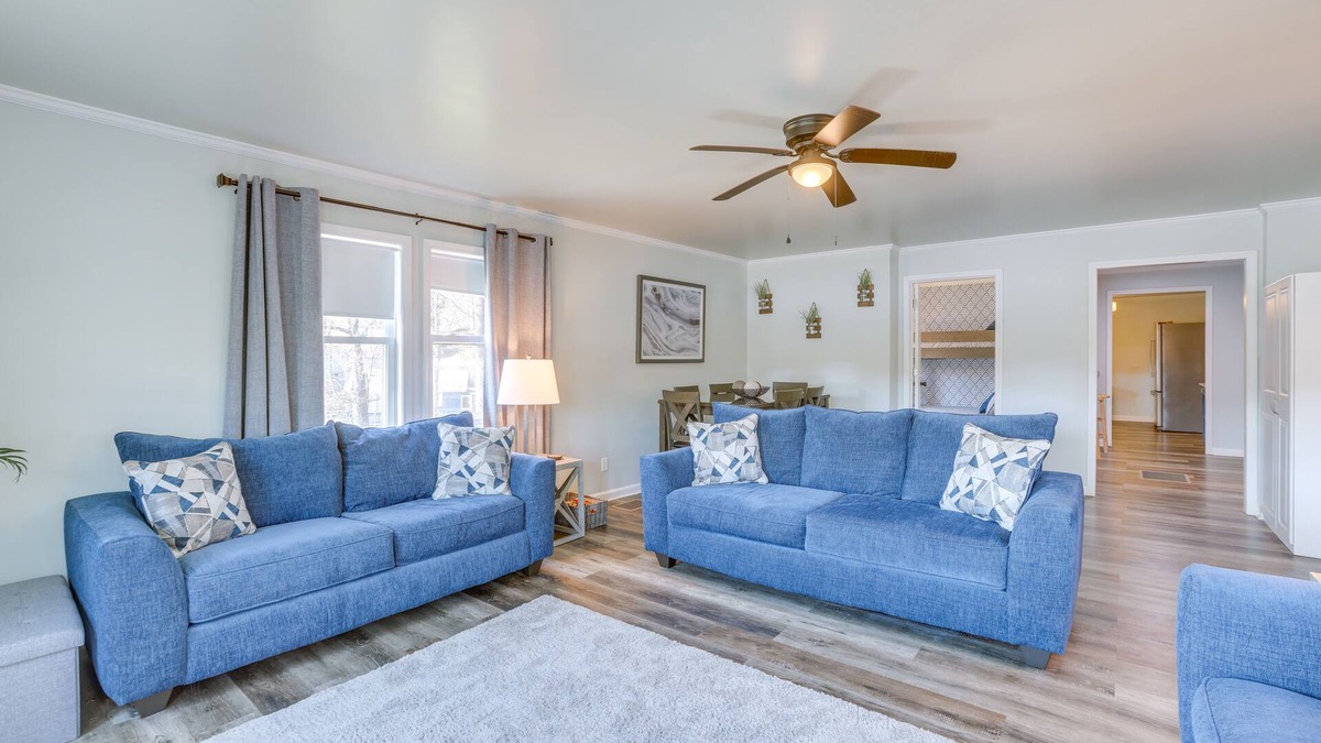 Shelby Cottage | Bright Shelby Cottage w/Deck & Creek Views!