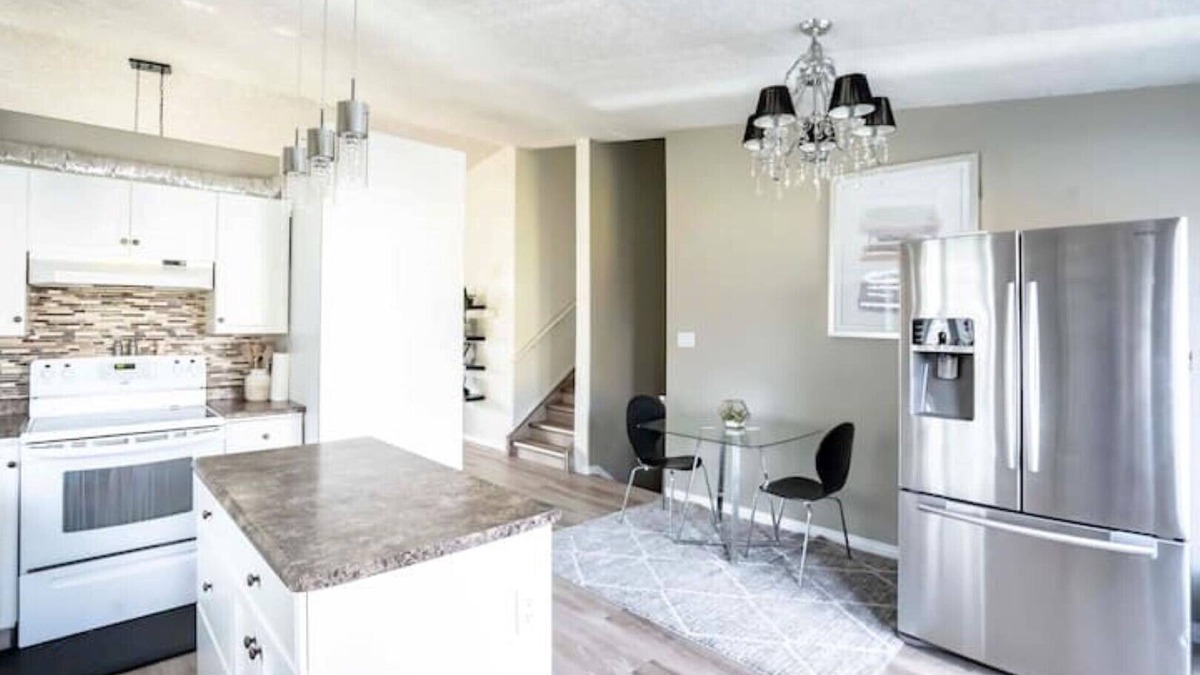 Grande Prairie House | Bright & Spacious 3 bedroom home