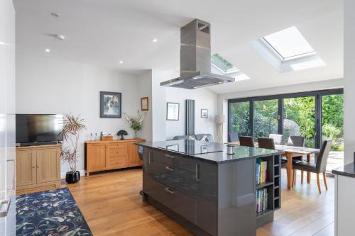 Hove House | Bright & Spacious 3bedroom Home