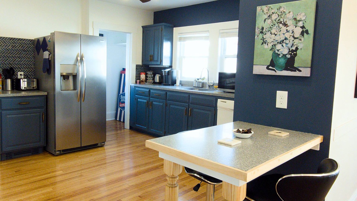 Brook Farm House | Bright & Spacious Boston Retreat