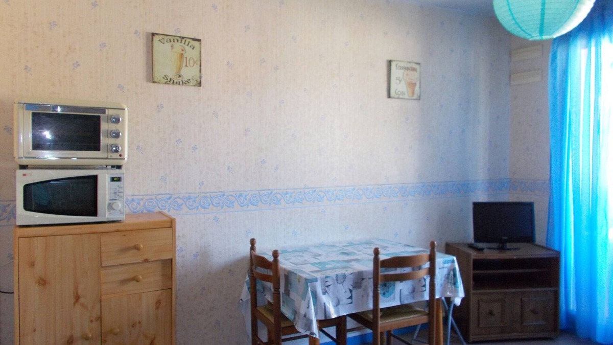 Barbotan-les-Thermes Apartment | Bright studio for 2 people with balcony and free WiFi, near Lake Uby