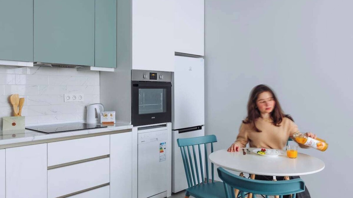 Kentron Apartment | Bright Studio/City view/Balcony/Self-Checkin