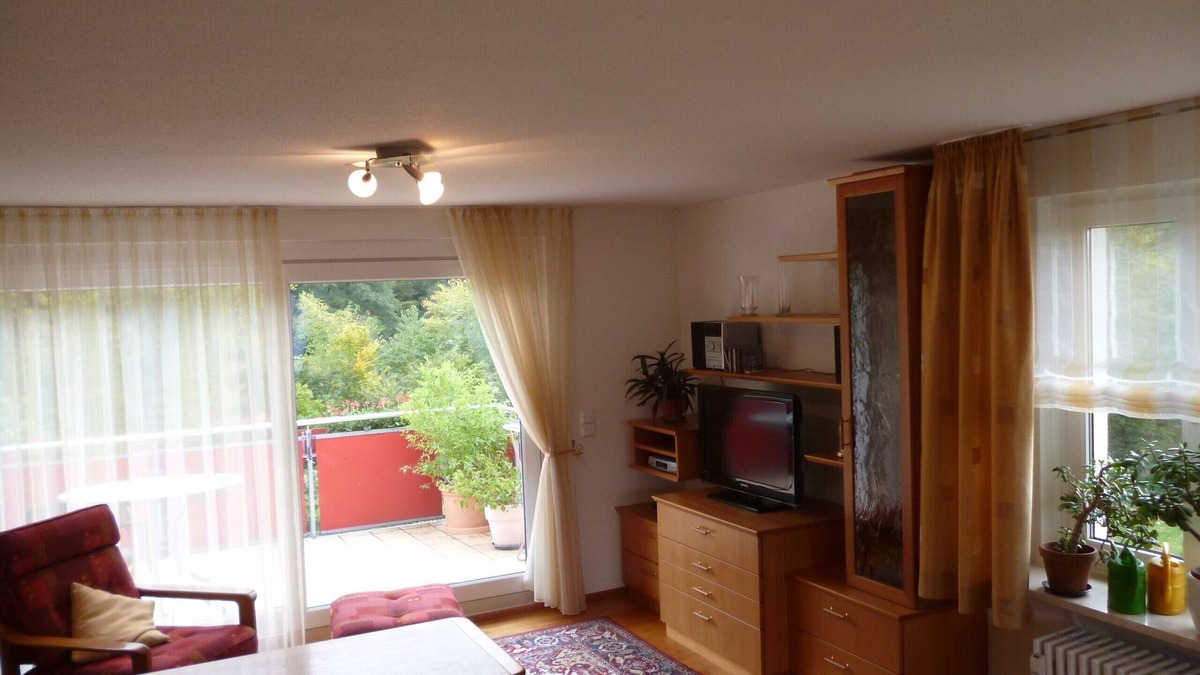 Oberwiehre Apartment | Bright top floor apartment on the 2nd floor with a large south-facing terrace and free WiFi