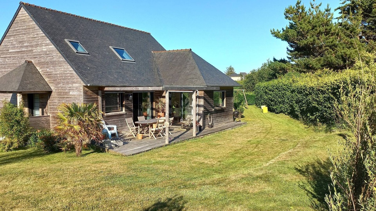 Lampaul-Plouarzel House | Bright wooden house 5 minutes from the beach