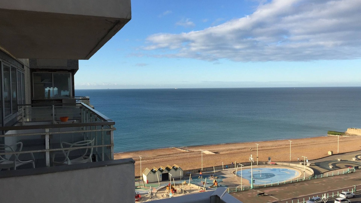Seafront Apartment | Brighton Bella Vista - Sea front, Sea View Apartment - by Stay in the heart of.